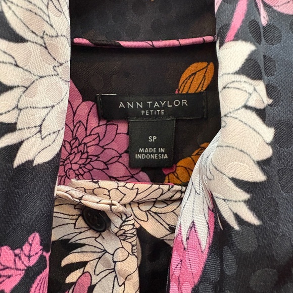 SP Ann Taylor Colorful Pink, Orange, Black Blouse with Bow Detail - Picture 2 of 5